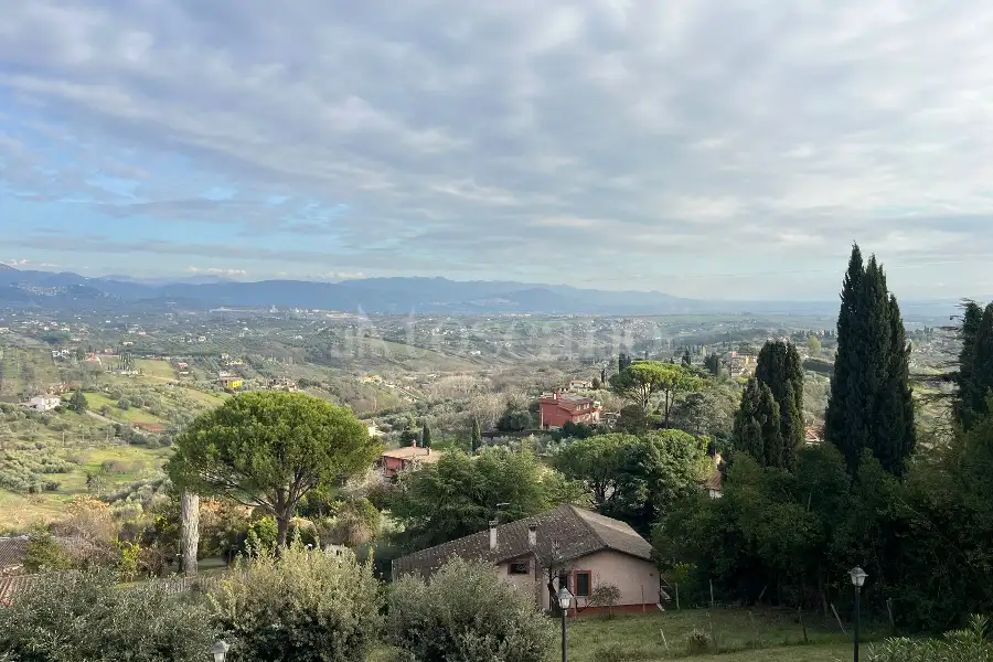 Casa in vendita di 75 mq a €239.000 (rif. 2/2026)