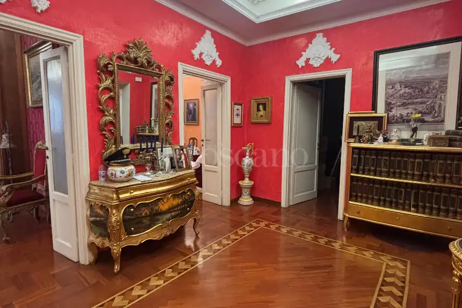 Casa in vendita di 232 mq a €1.099.000 (rif. 43/2025)