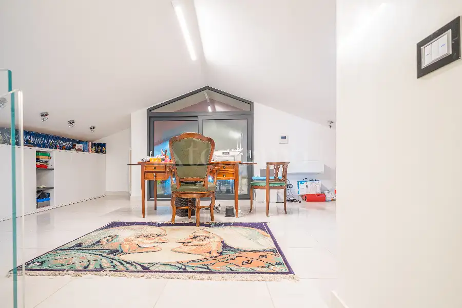 Villa in vendita di 320 mq a €829.000 (rif. 19/2026)