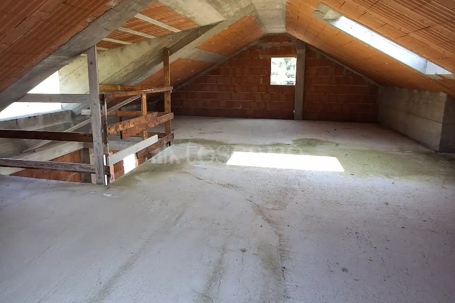 Casale in vendita di 400 mq a €500.000 (rif. 2/2025)
