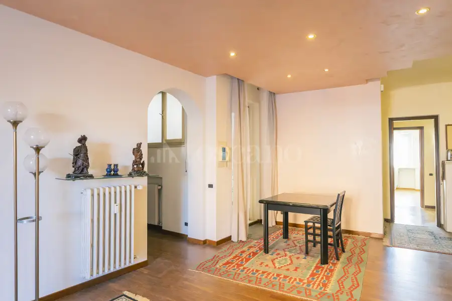 Casa in vendita di 400 mq a €2.500.000 (rif. 21/2025)