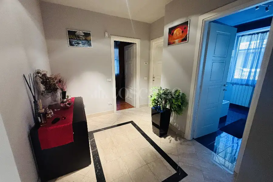 Villa Bifamiliare in vendita di 235 mq a €425.000 (rif. 24/2026)
