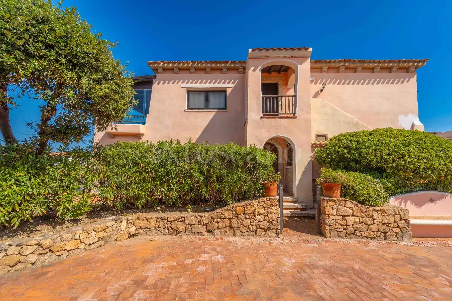 Casa in vendita di 80 mq a €490.000 (rif. 10/2025)