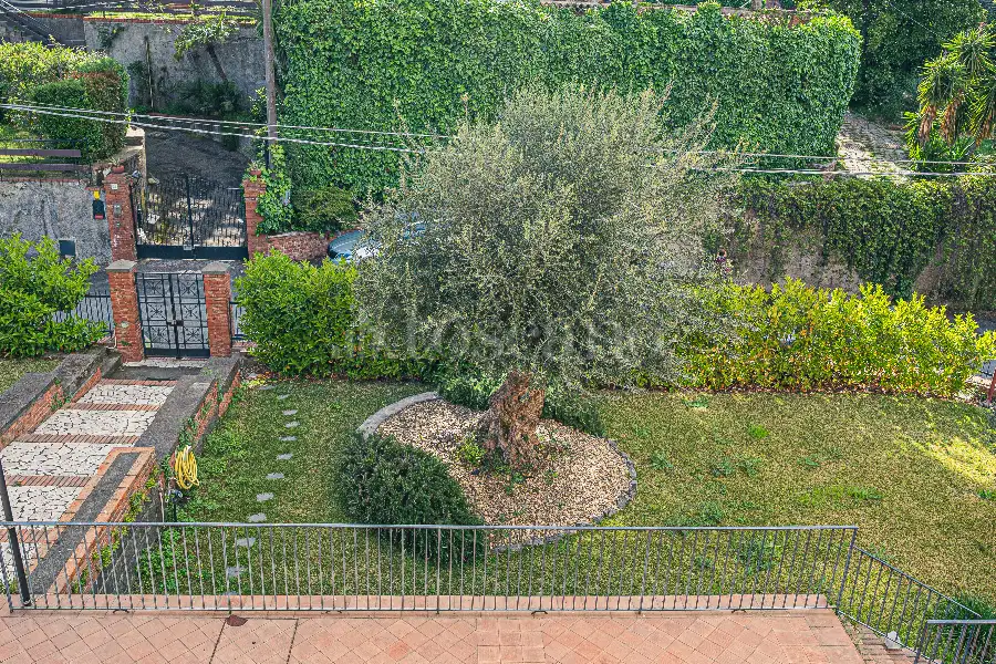 Villa in vendita di 300 mq a €490.000 (rif. 44/2025)