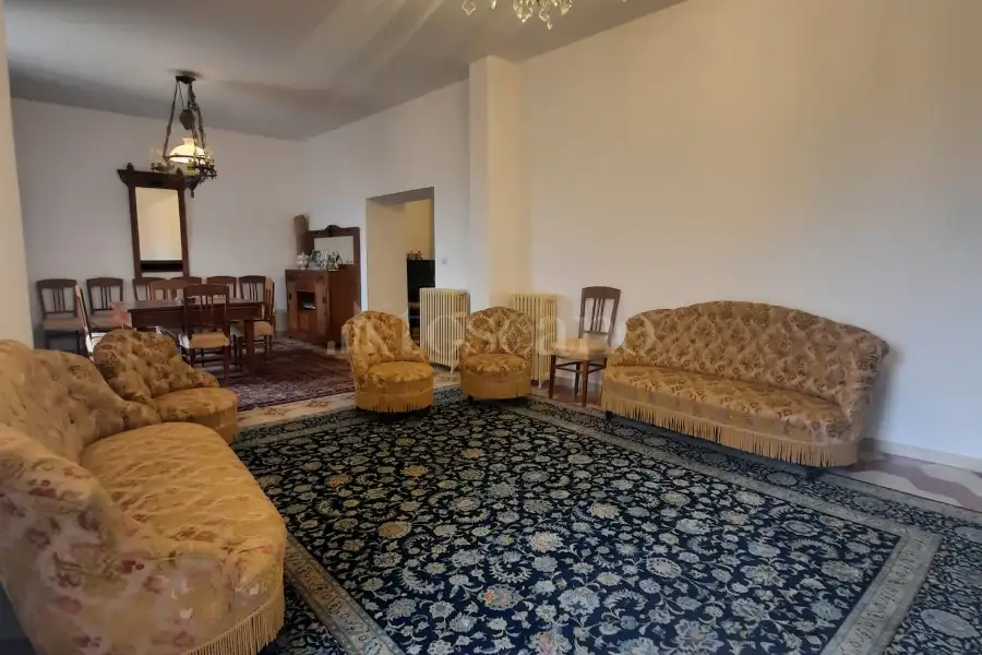 Palazzo in vendita di 200 mq a €165.000 (rif. 5/2026)