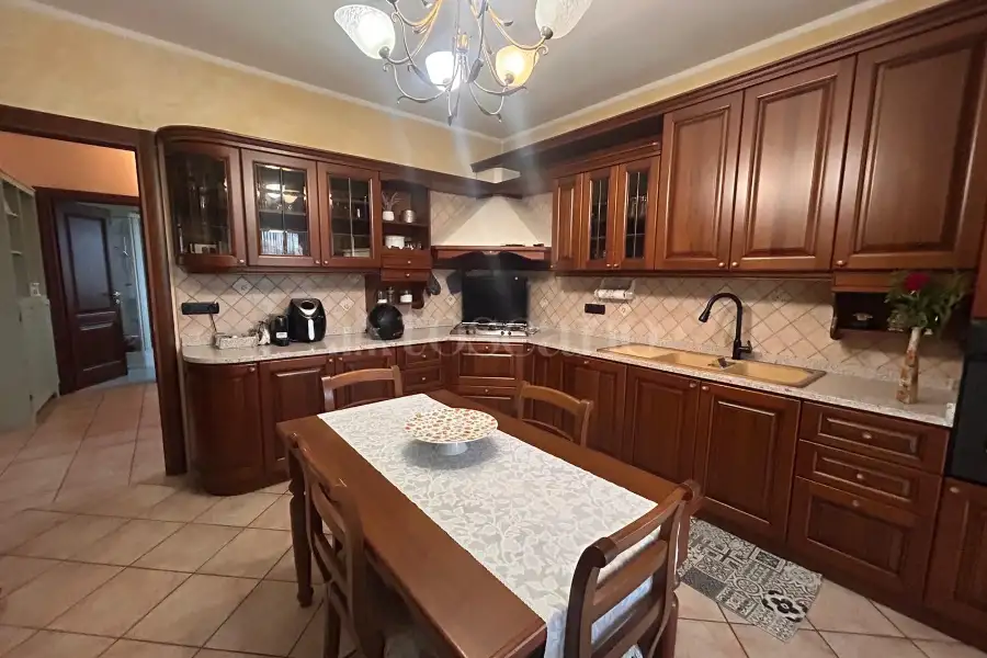 Villa in vendita di 260 mq a €520.000 (rif. 40/2025)