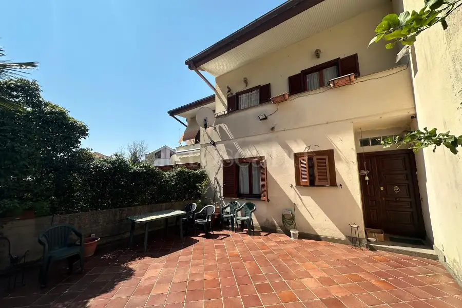 Villa in vendita di 250 mq a €375.000 (rif. 32/2025)