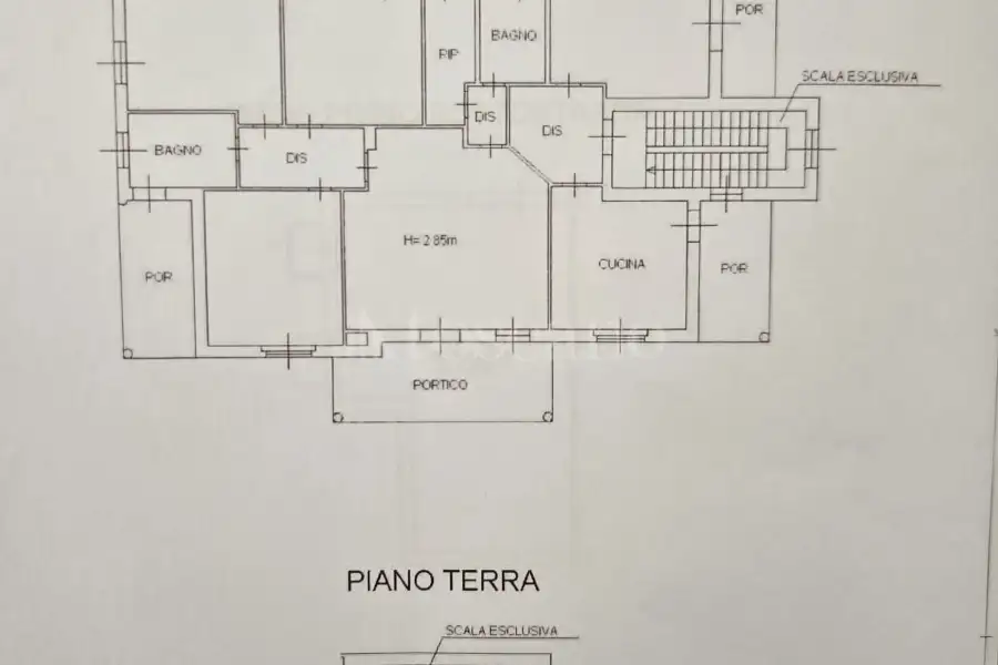 Villa in vendita di 550 mq a €970.000 (rif. 10/2026)