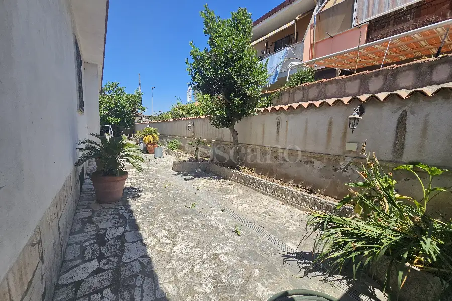 Villa Bifamiliare in vendita di 340 mq a €349.000 (rif. 30/2026)