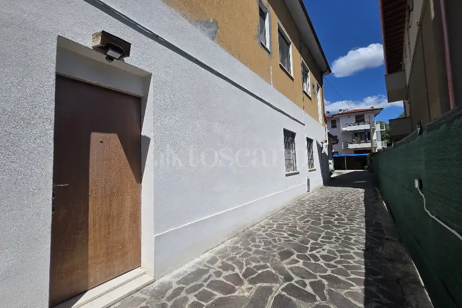 Casa Indipendente in vendita di 330 mq a €495.000 (rif. 6/2026)