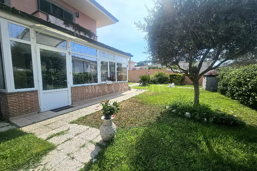 Villa Plurifamiliare in vendita di 140 mq a €299.000 (rif. 46/2026)