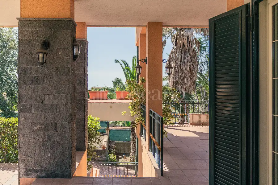 Villa in vendita di 630 mq a €785.000 (rif. 76/2026)