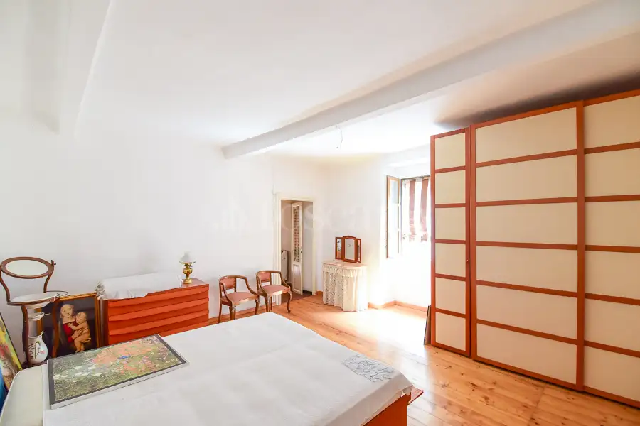 Casa in vendita di 250 mq a €270.000 (rif. 28/2025)