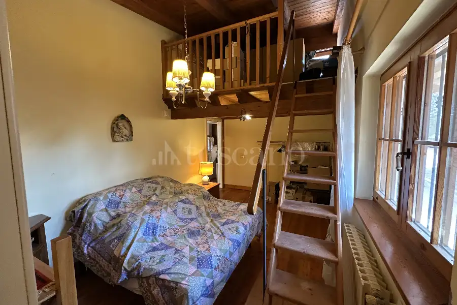 Casale in vendita di 747 mq a €790.000 (rif. 11/2026)