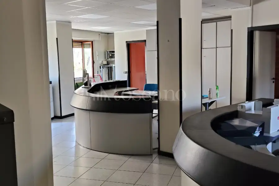 Ufficio in vendita di 180 mq a €269.000 (rif. 48/2026)