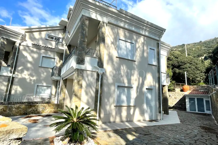 Casa in vendita di 60 mq a €380.000 (rif. 3/2025)