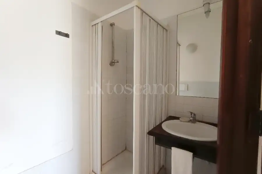 Villa Bifamiliare in vendita di 400 mq a €524.000 (rif. 108/2026)