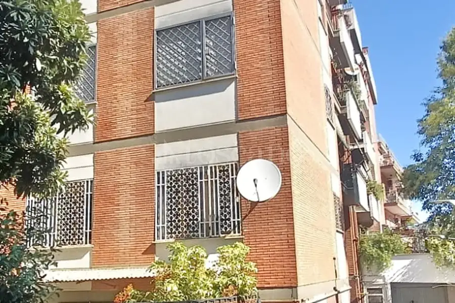Casa in affitto di 50 mq a €1.300 (rif. 31/2026)