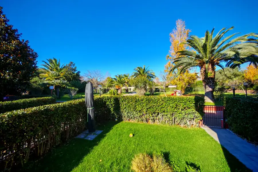 Villa Plurifamiliare in vendita di 280 mq a €589.000 (rif. 37/2025)