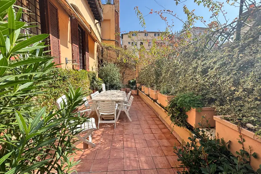 Casa in vendita di 153 mq a €1.990.000 (rif. 20/2026)