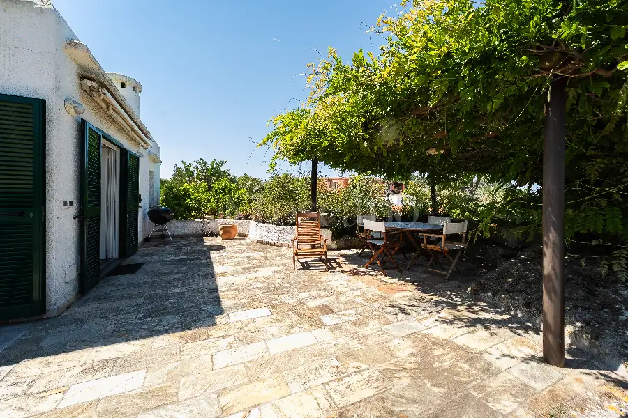 Villa in vendita di 230 mq a €1.200.000 (rif. 2/2026)