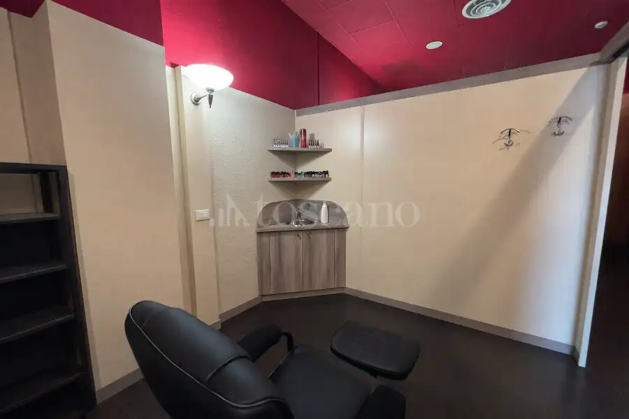 Attività Commerciale in vendita di 80 mq a €61.000 (rif. 1/2026)