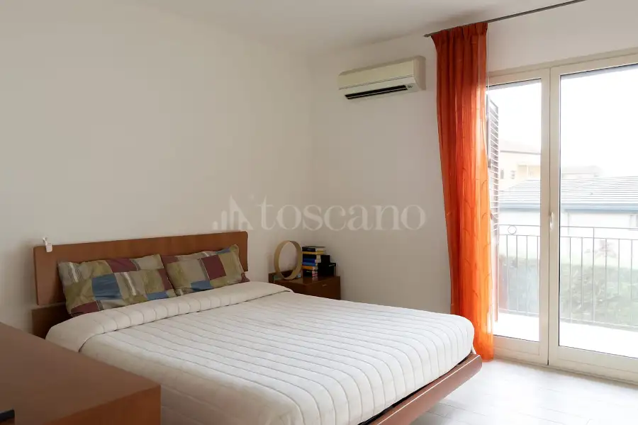 Villa Bifamiliare in vendita di 230 mq a €448.000 (rif. 166/2025)