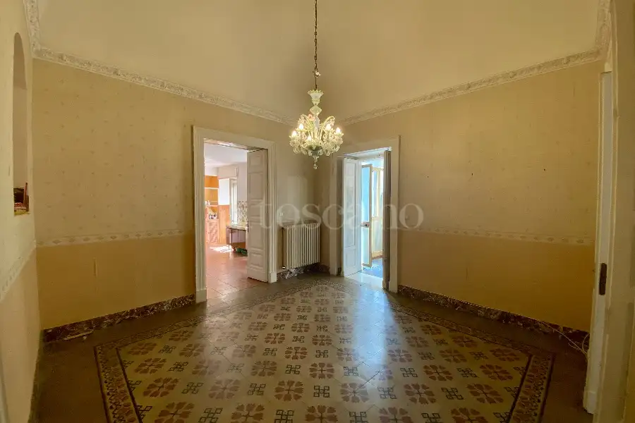 Casa Indipendente in vendita di 300 mq a €249.000 (rif. 103/2025)