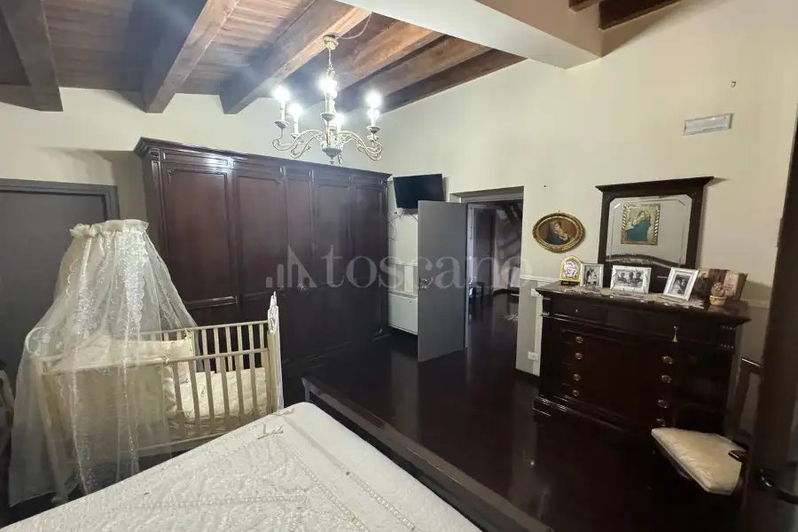 Villa in vendita di 400 mq a €420.000 (rif. 81/2024)