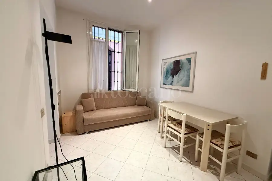 Casa in affitto di 40 mq a €820 (rif. 14/2026)