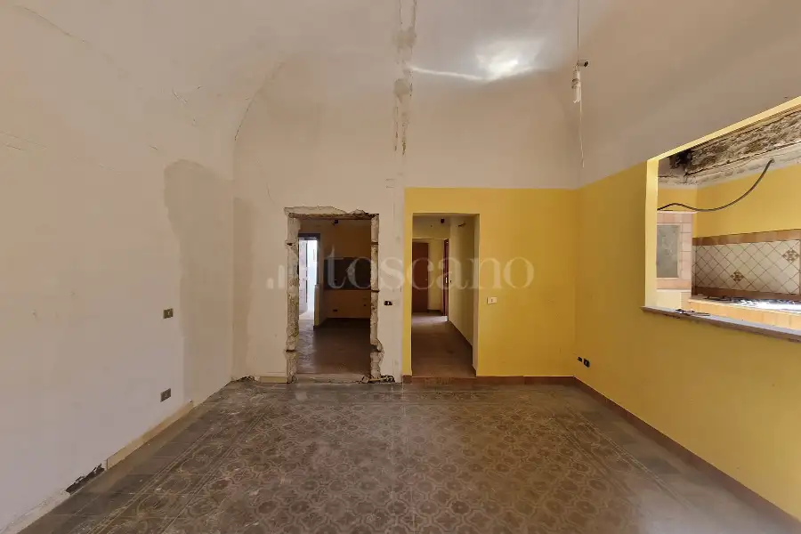 Attico in vendita di 140 mq a €190.000 (rif. 135/2025)