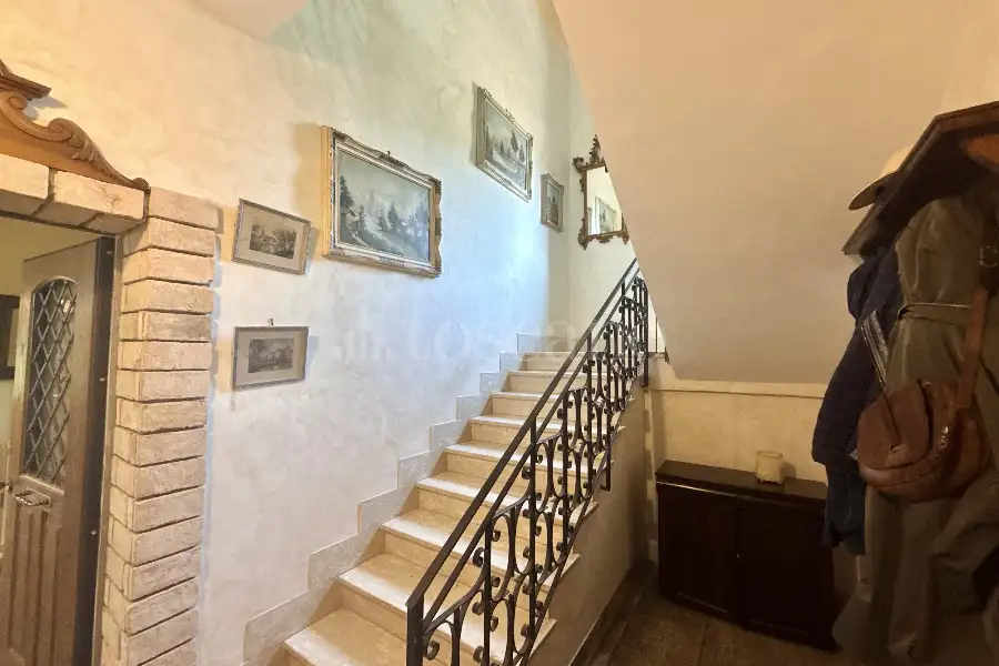 Casa Indipendente in vendita di 255 mq a €379.000 (rif. 66/2026)