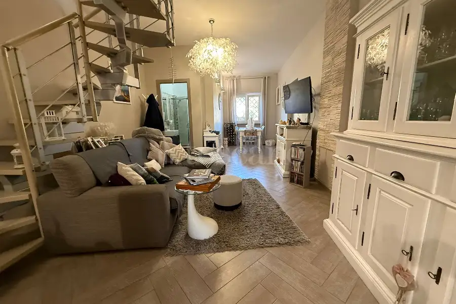 Villa Bifamiliare in vendita di 115 mq a €299.000 (rif. 12/2026)