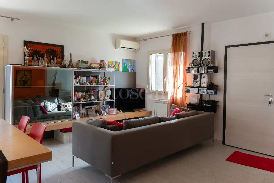 Villa Bifamiliare in vendita di 230 mq a €498.000 (rif. 166/2025)