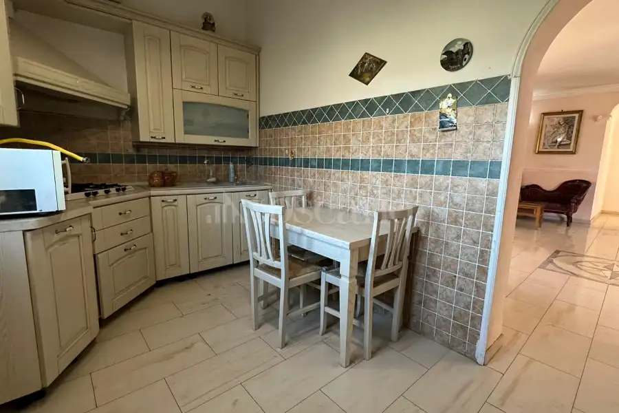 Villa in vendita di 370 mq a €890.000 (rif. 3/2026)