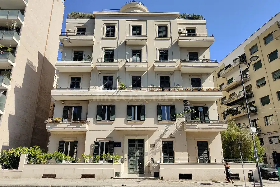 Casa in vendita di 220 mq a €725.000 (rif. 39/2026)