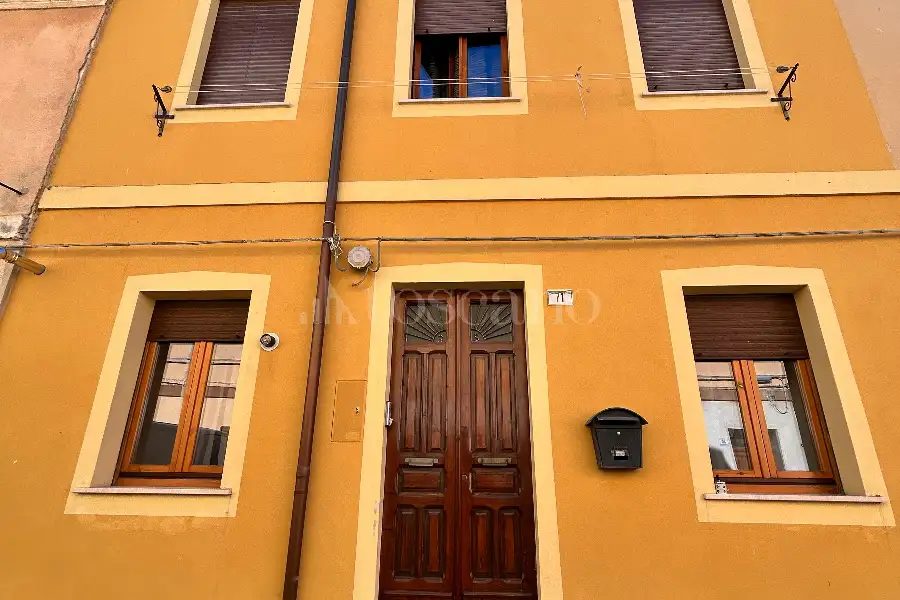 Casa Indipendente in vendita di 110 mq a €106.000 (rif. 130/2026)