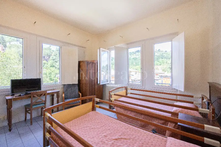 Villa in vendita di 800 mq a €3.500.000 (rif. 22/2026)