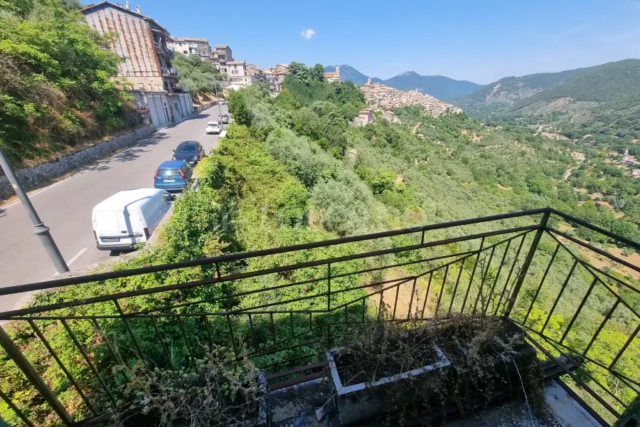 Casale in vendita di 660 mq a €95.000 (rif. 22/2025)