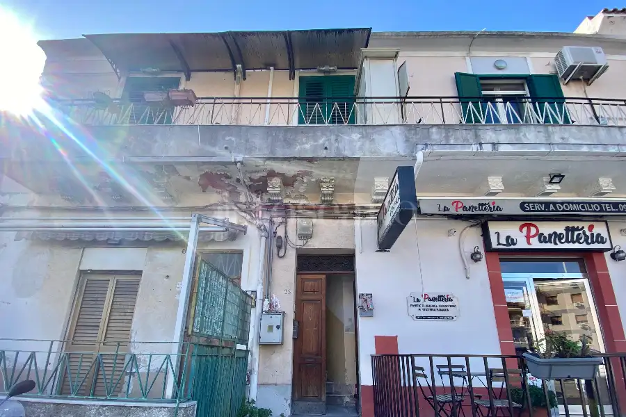 Casa Indipendente in vendita di 89 mq a €78.000 (rif. 11/2025)