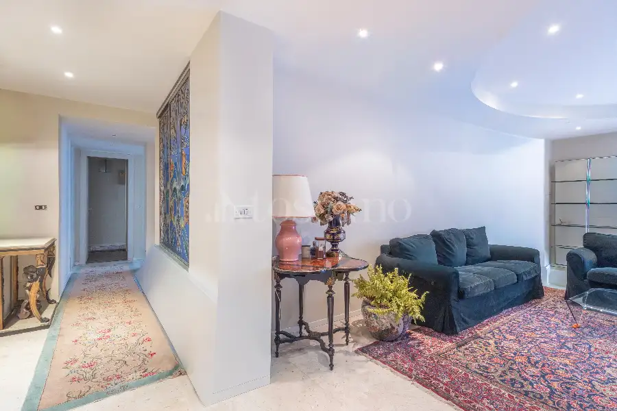 Casa in vendita di 140 mq a €945.000 (rif. 15/2026)