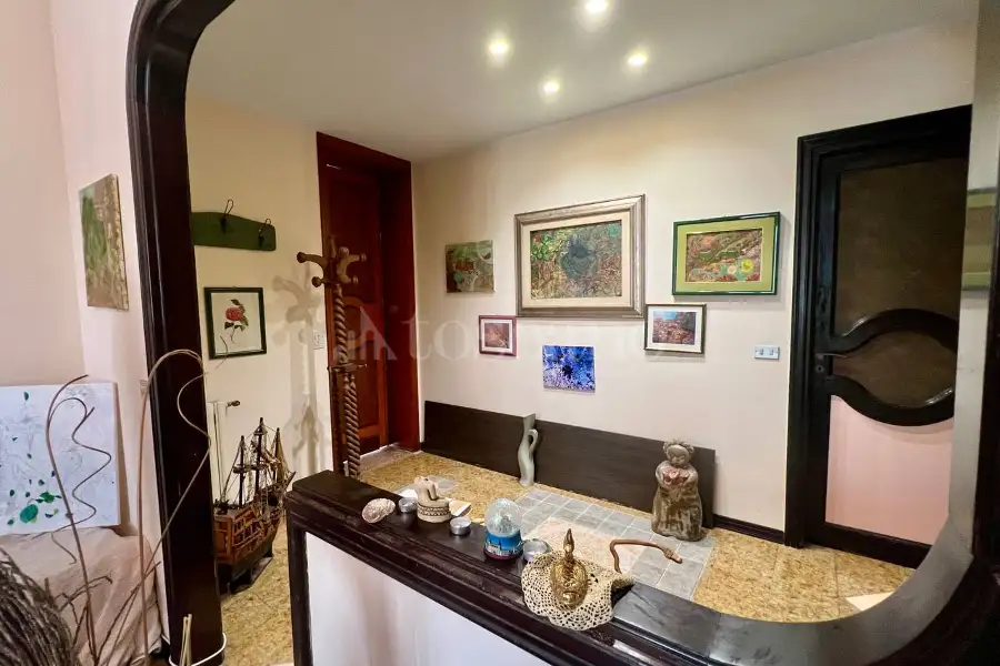 Villa in vendita di 667 mq a €548.000 (rif. 28/2025)