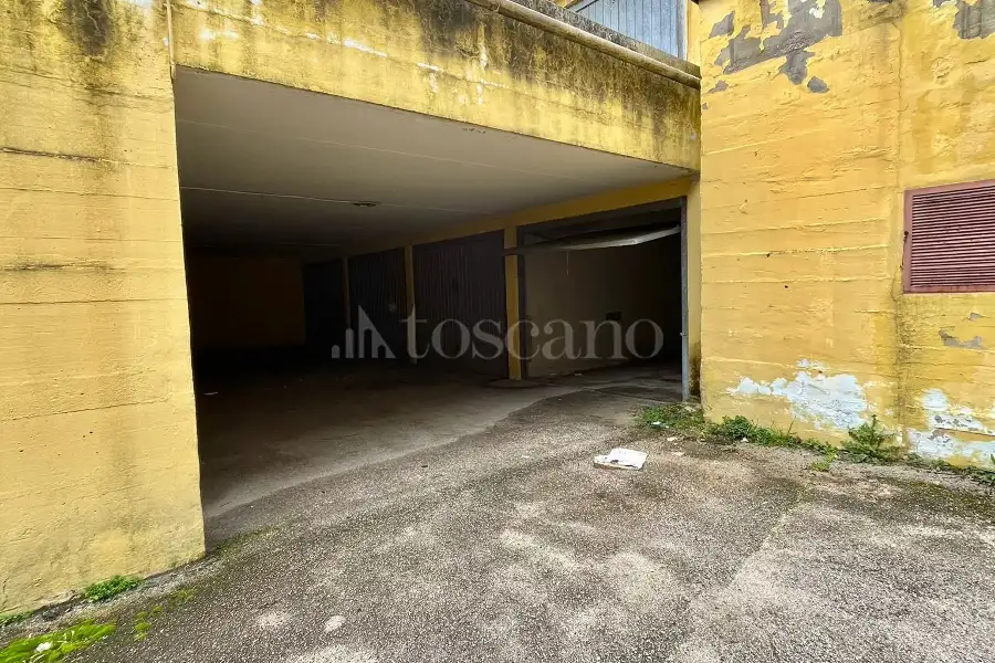 Box in vendita di 18 mq a €20.000 (rif. 73/2026)