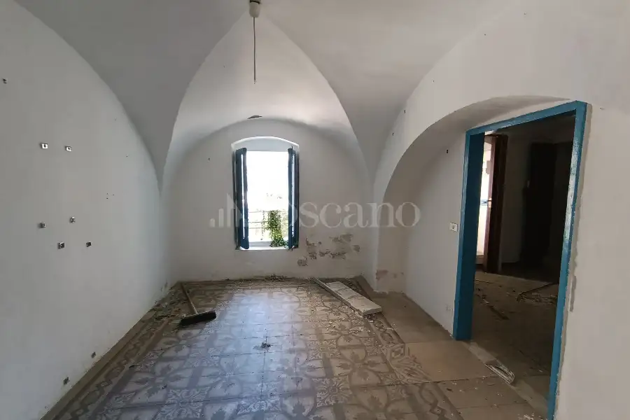 Palazzo in vendita di 408 mq a €1.100.000 (rif. 23/2026)