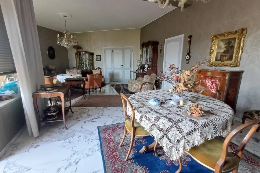 Casa in vendita di 180 mq a €960.000 (rif. 20/2026)