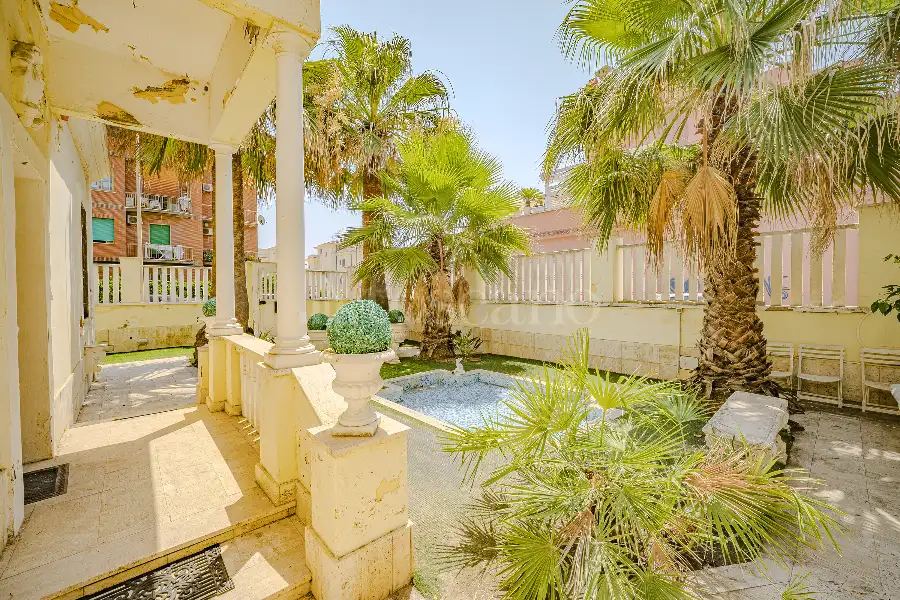 Villa in vendita di 210 mq a €980.000 (rif. 50/2026)