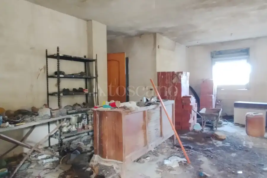 Villa in vendita di 230 mq a €89.000 (rif. 11/2025)