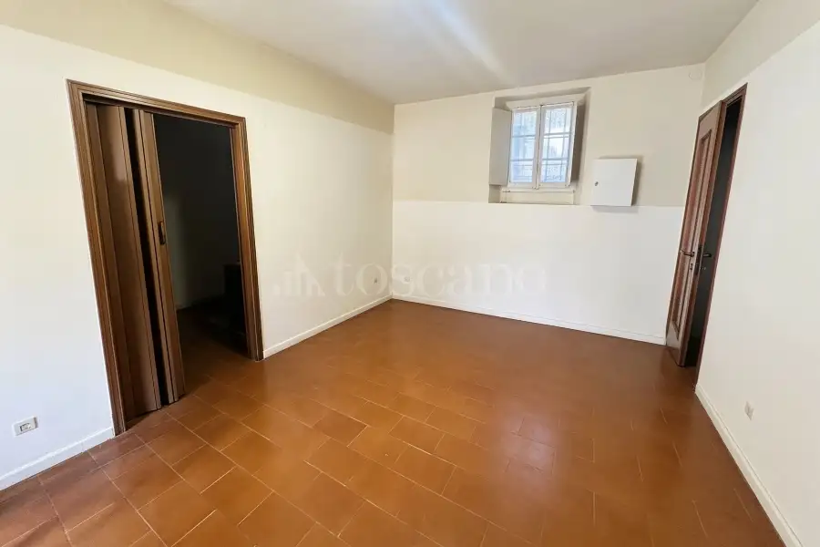 Casa in vendita di 198 mq a €115.000 (rif. 37/2026)