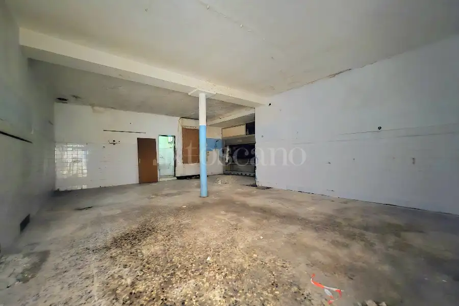 Casa Indipendente in vendita di 350 mq a €163.000 (rif. 30/2025)