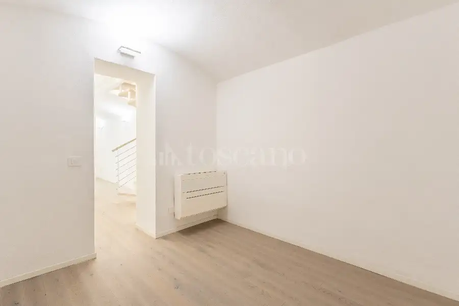Ufficio in vendita di 85 mq a €650.000 (rif. 16/2026)